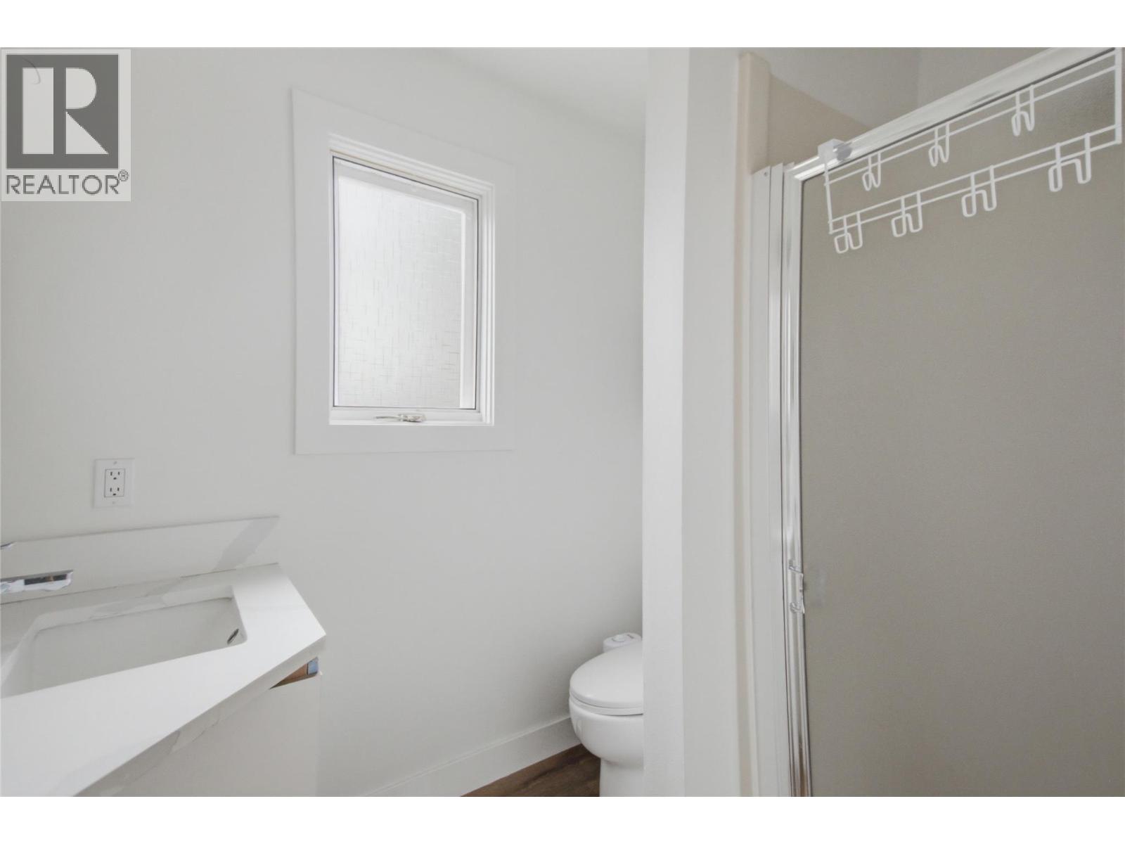 2012 Sifton Avenue, Kamloops, British Columbia  V1S 1A9 - Photo 34 - 10397375