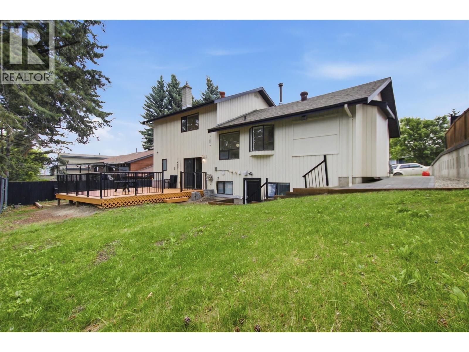 2012 Sifton Avenue, Kamloops, British Columbia  V1S 1A9 - Photo 9 - 10397375