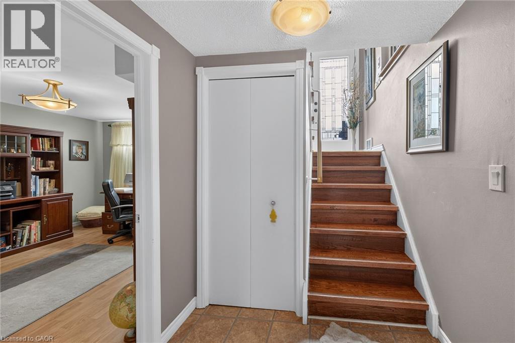 49 Brookstream Court, Hamilton, Ontario  L8K 6J3 - Photo 30 - 40855469
