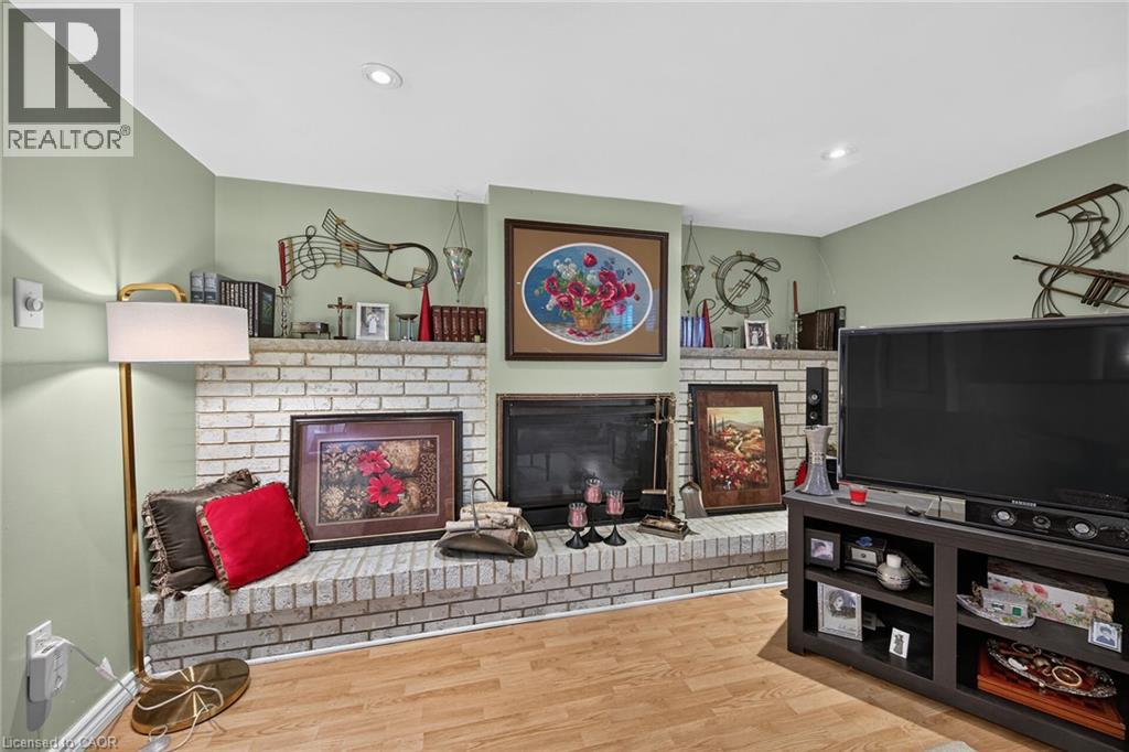 49 Brookstream Court, Hamilton, Ontario  L8K 6J3 - Photo 33 - 40855469