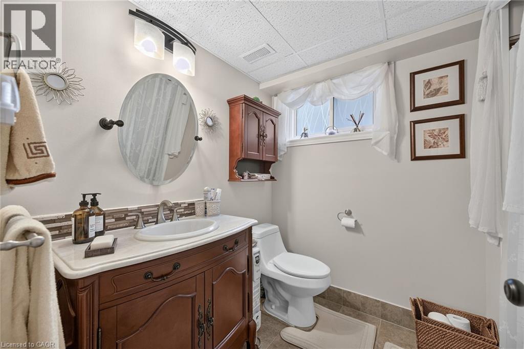 49 Brookstream Court, Hamilton, Ontario  L8K 6J3 - Photo 38 - 40855469