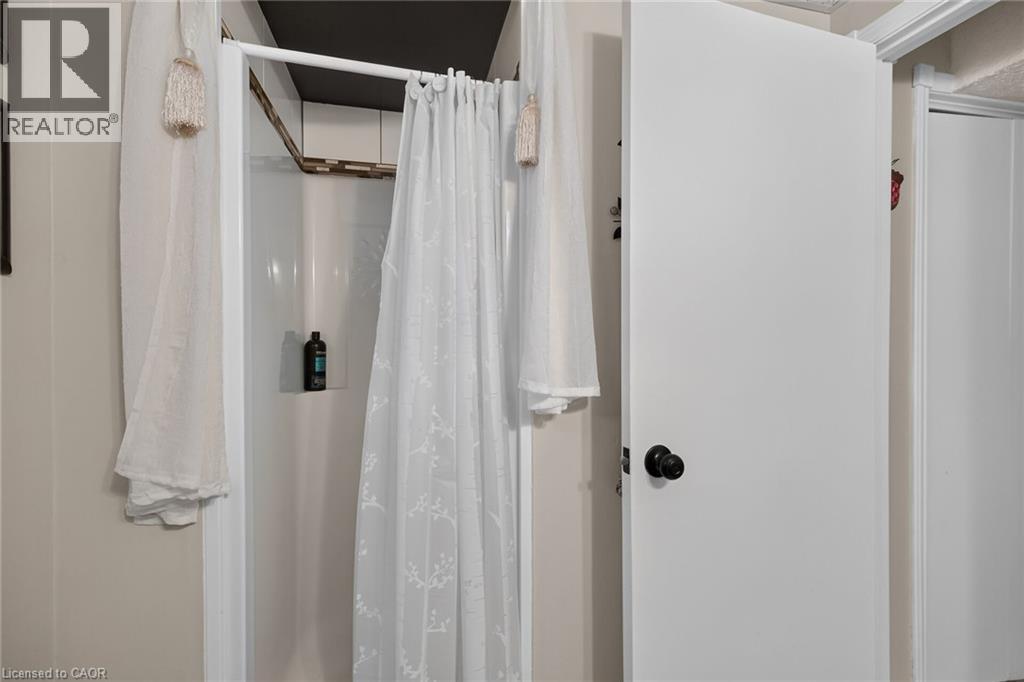 49 Brookstream Court, Hamilton, Ontario  L8K 6J3 - Photo 39 - 40855469
