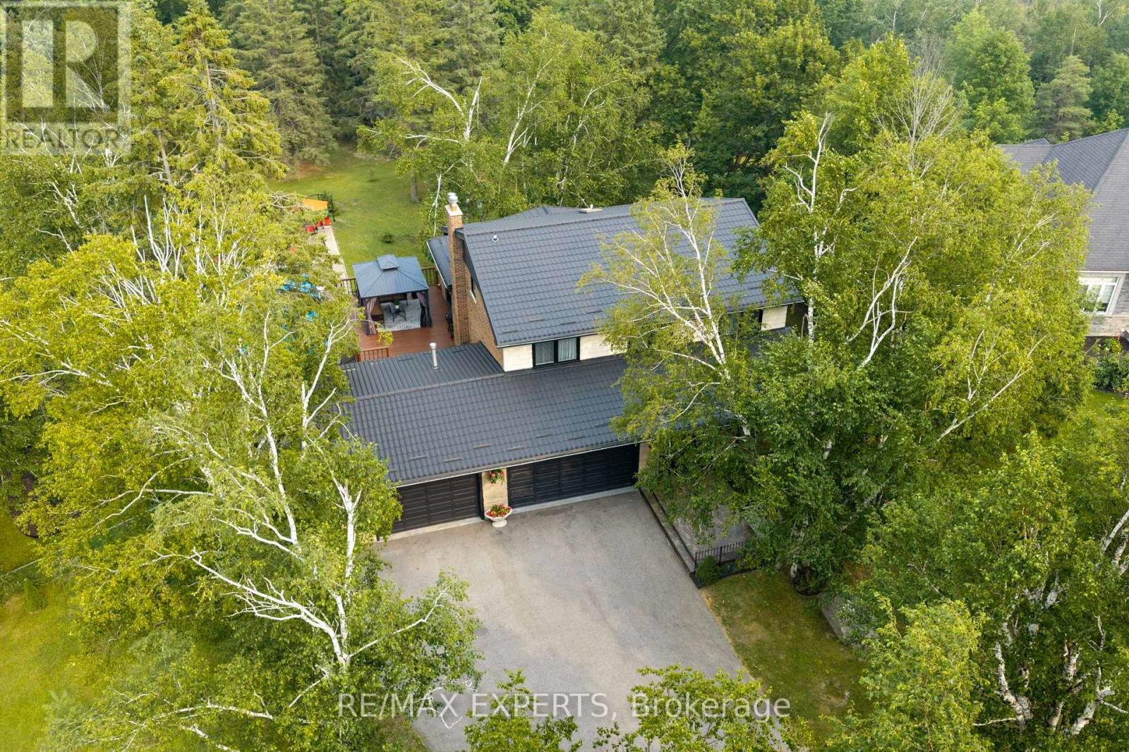 2003 Grand Vista Court, Innisfil, Ontario  L9S 4A6 - Photo 4 - N13668648