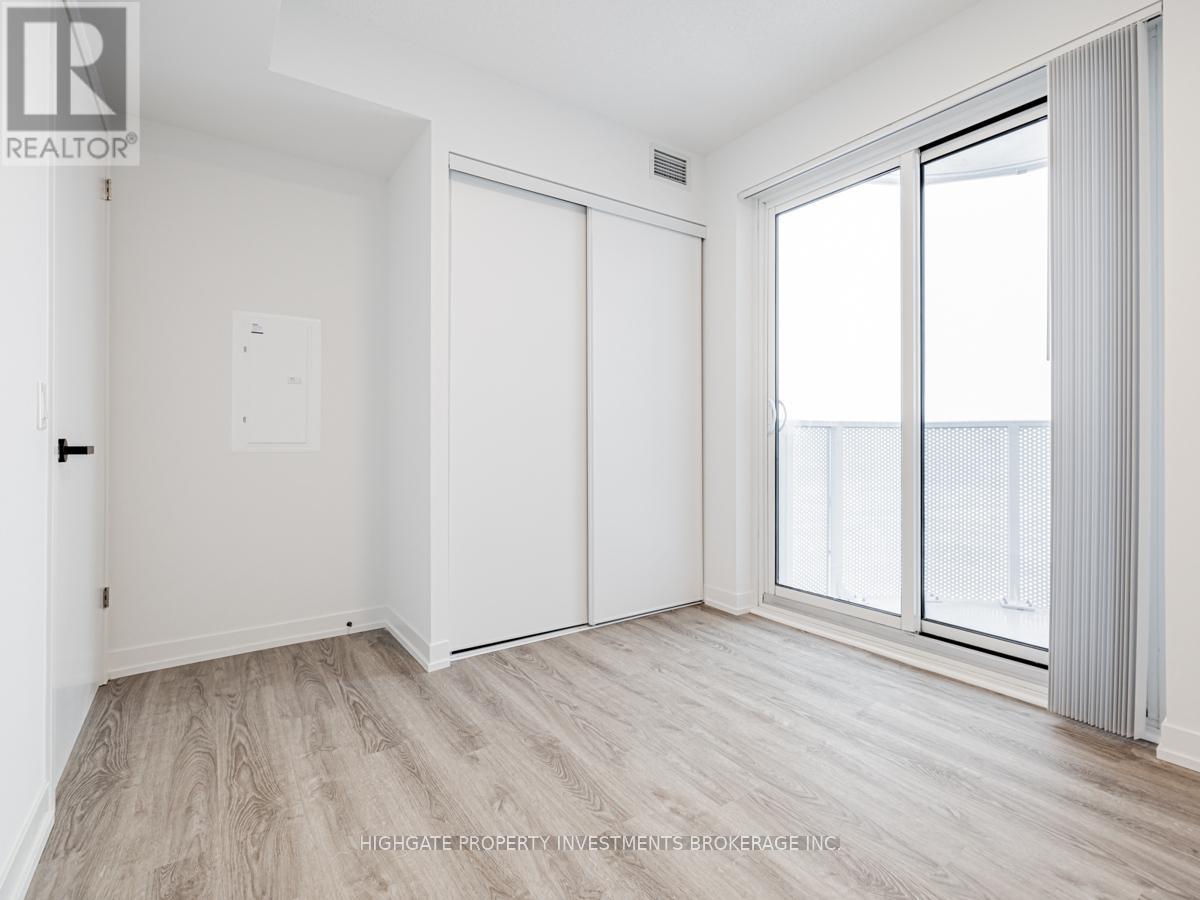 2011 - 195 Commerce Street, Vaughan, Ontario  L4K 5Z7 - Photo 22 - N13668658