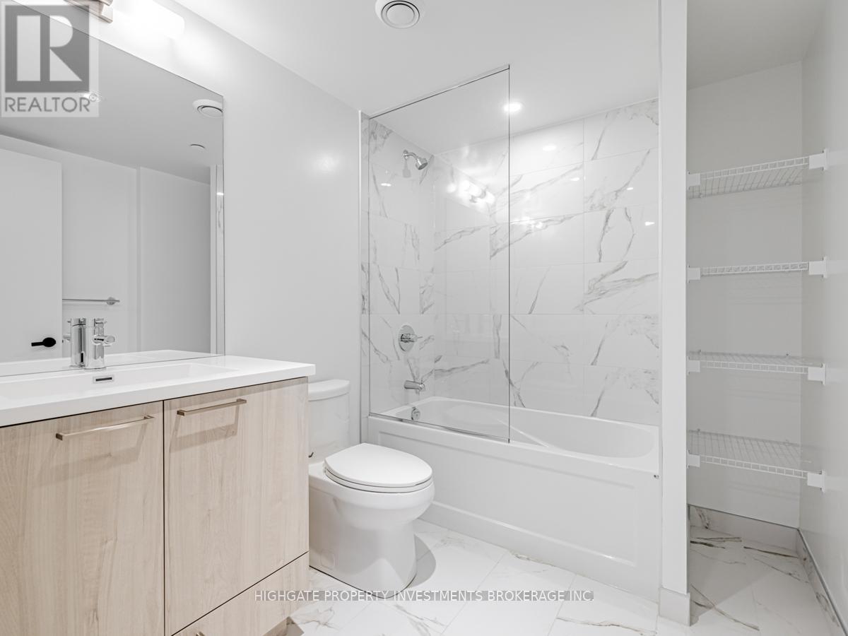 2011 - 195 Commerce Street, Vaughan, Ontario  L4K 5Z7 - Photo 5 - N13668658