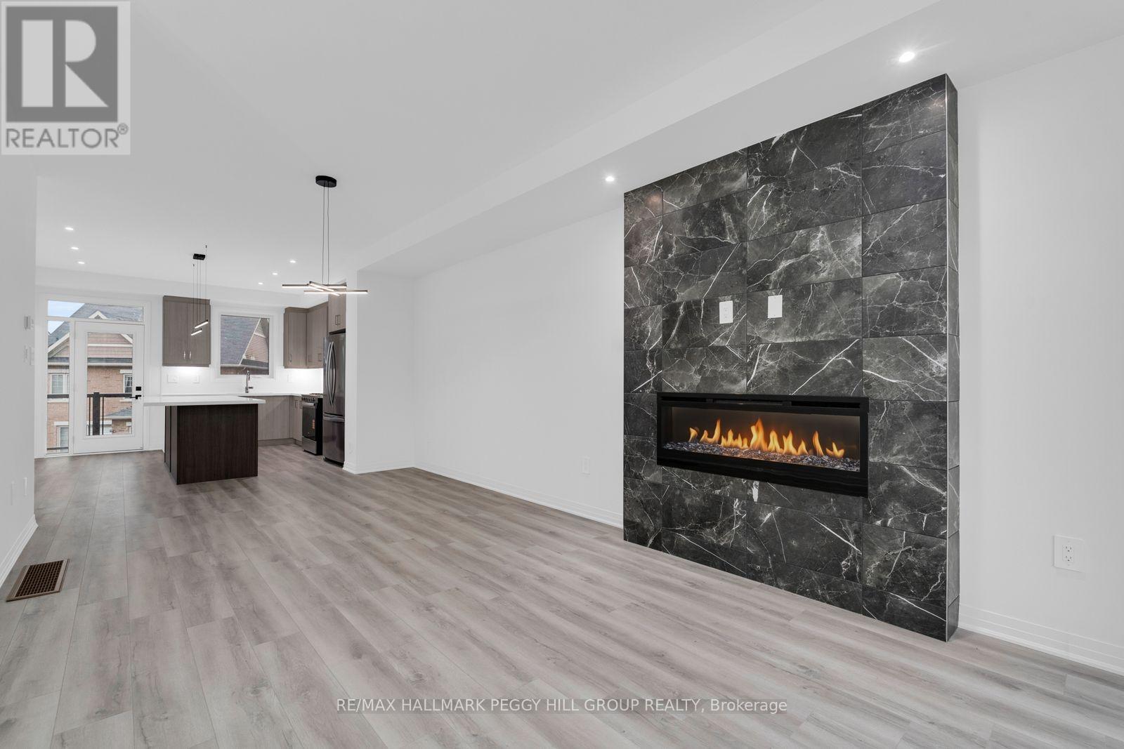 50 Brandon Crescent, New Tecumseth (Tottenham), Ontario  L0G 1W0 - Photo 3 - N13668726