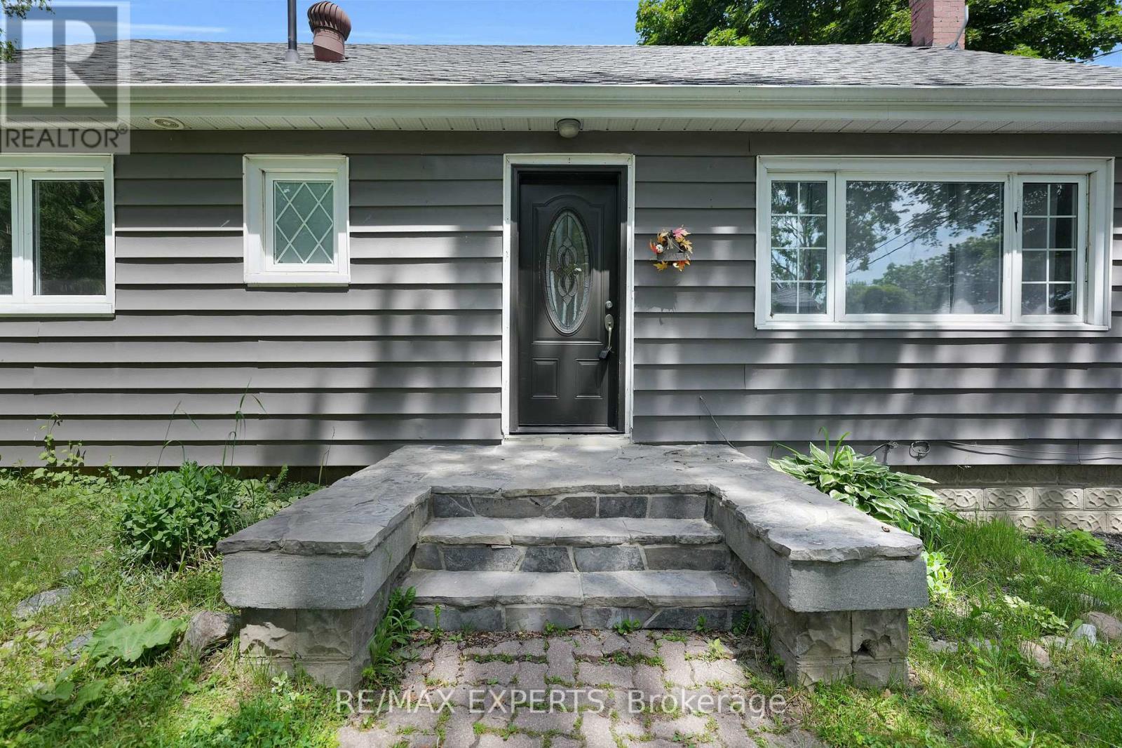 Main - 92 Tupper Street W, New Tecumseth, Ontario  L9R 1E4 - Photo 2 - N13668734