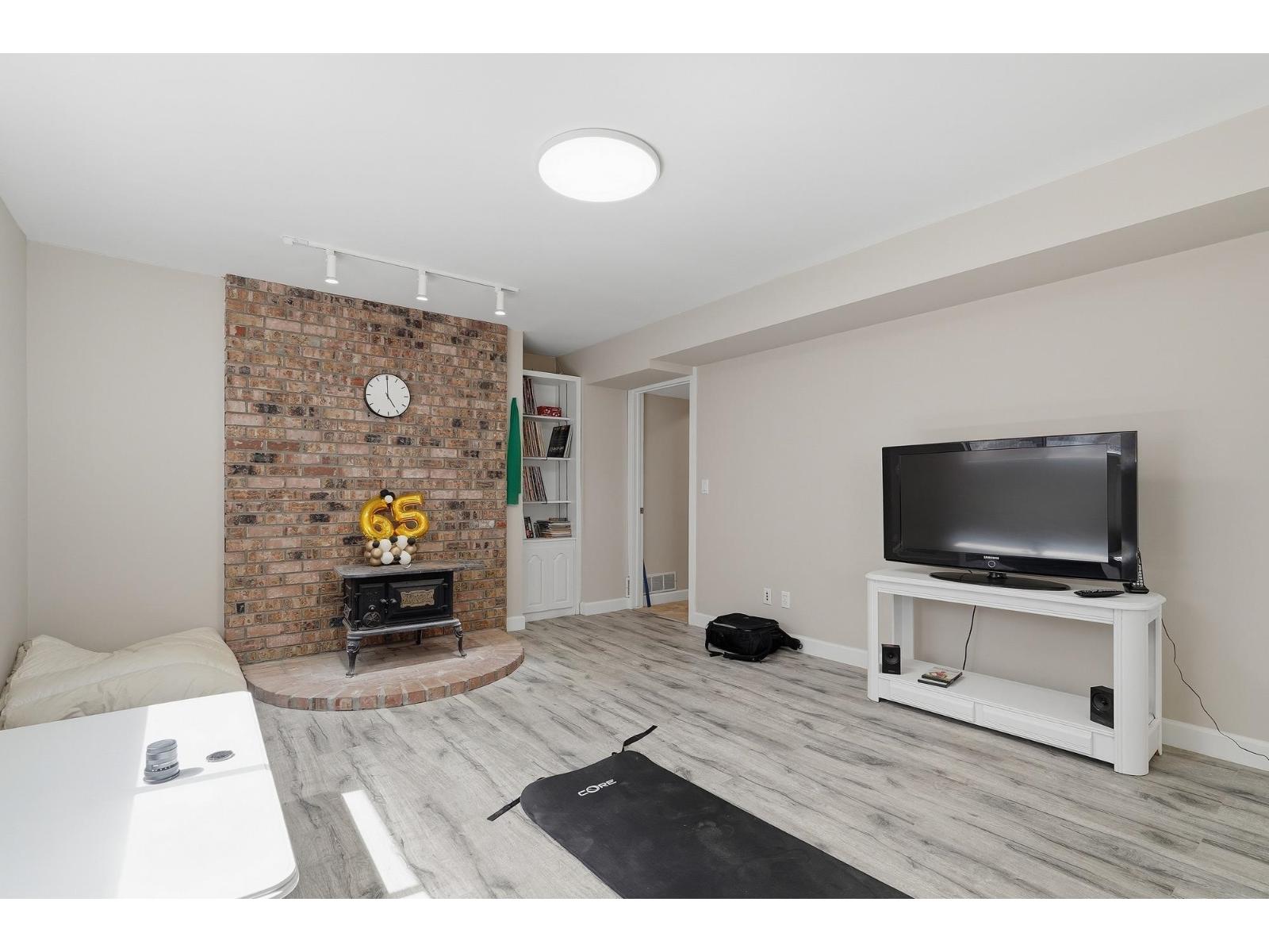 5873 169 Street, Surrey, British Columbia  V3S 7A1 - Photo 8 - R3155303