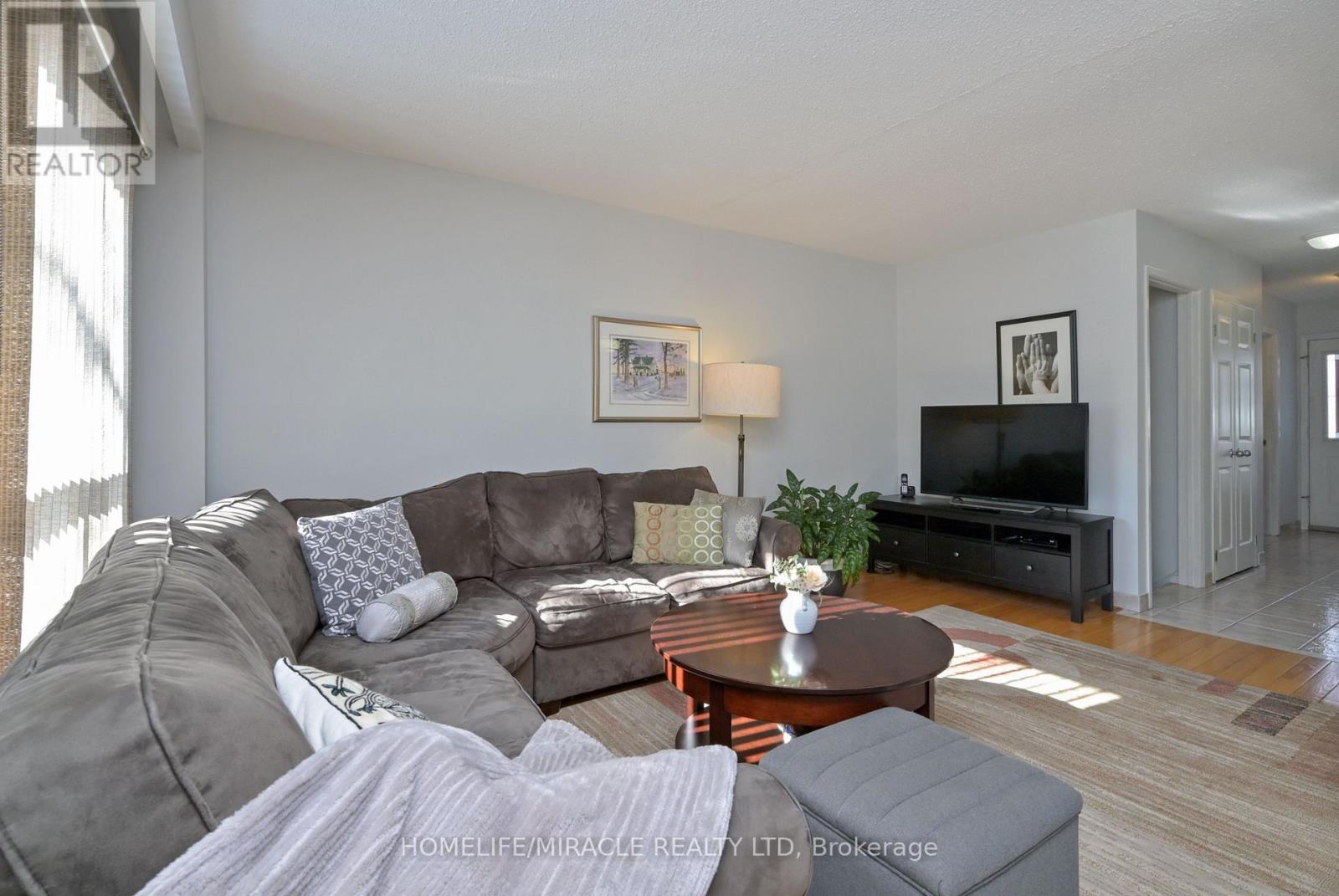 27 - 121 Falconer Drive, Mississauga, Ontario L5N 2K8 - Photo 6 - W13449946