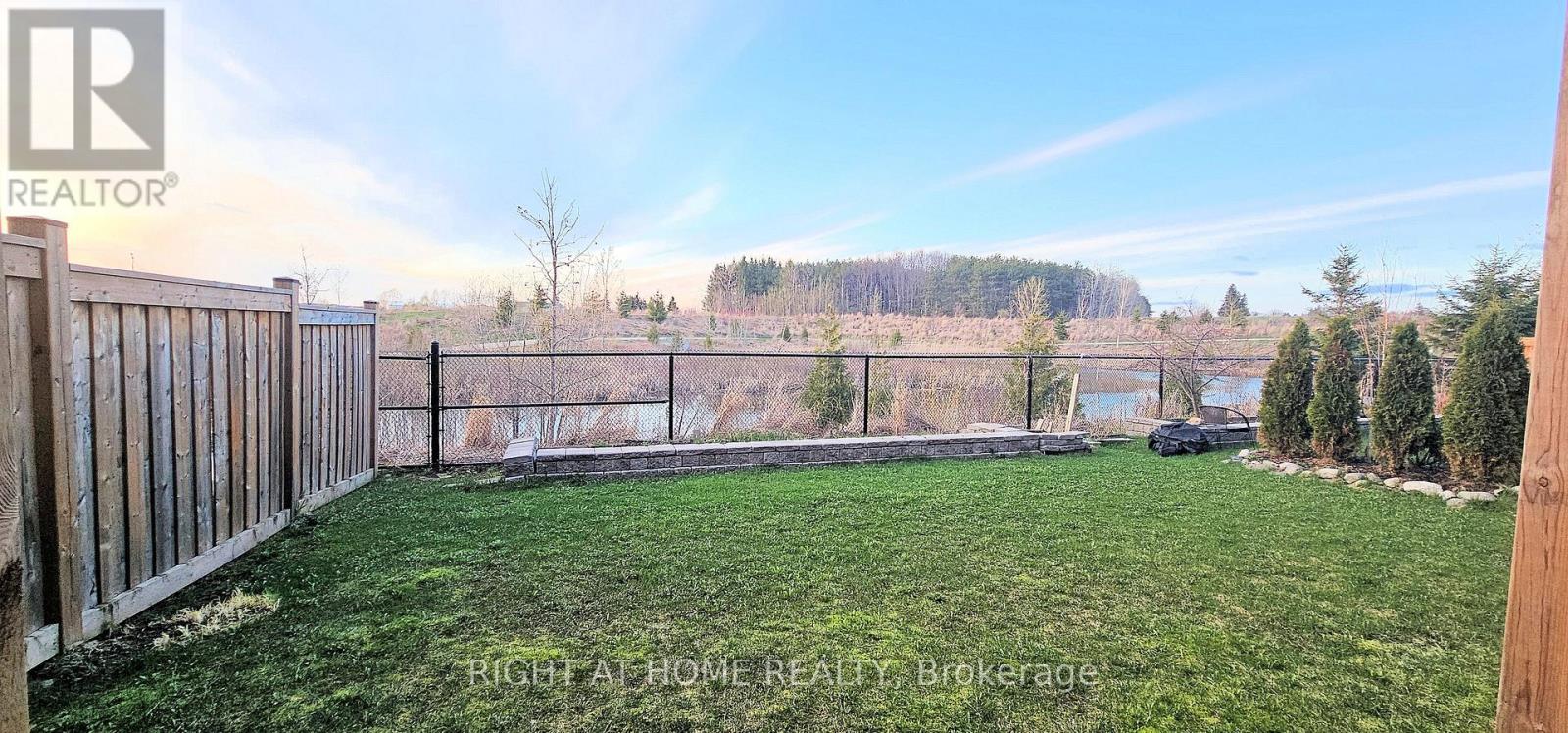 95 Bonnieglen Farm Boulevard, Caledon, Ontario  L7C 4B7 - Photo 3 - W13225974