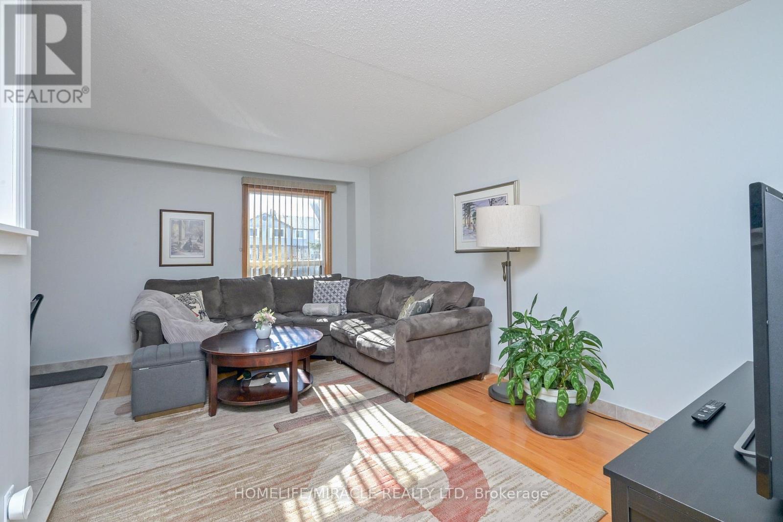27 - 121 Falconer Drive, Mississauga, Ontario L5N 2K8 - Photo 4 - W13449946