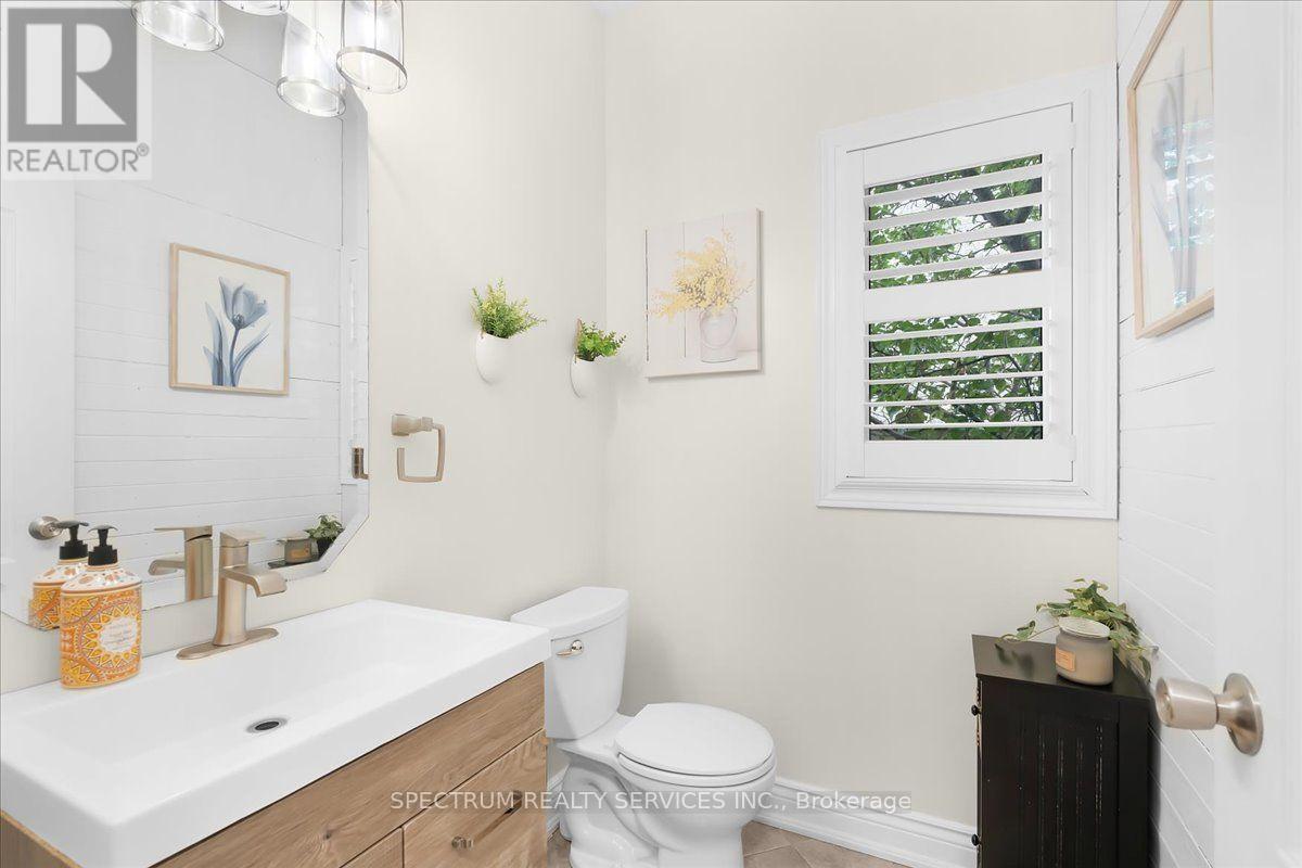 1379 Rolph Terrace, Milton, Ontario  L9T 7E1 - Photo 10 - W13668824