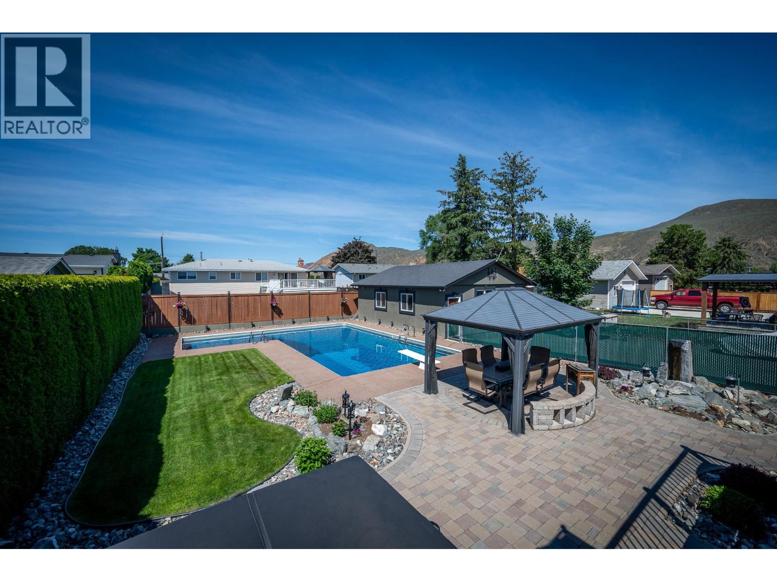 976 Holt Street, Kamloops, British Columbia  V2B 5G9 - Photo 2 - 10389819