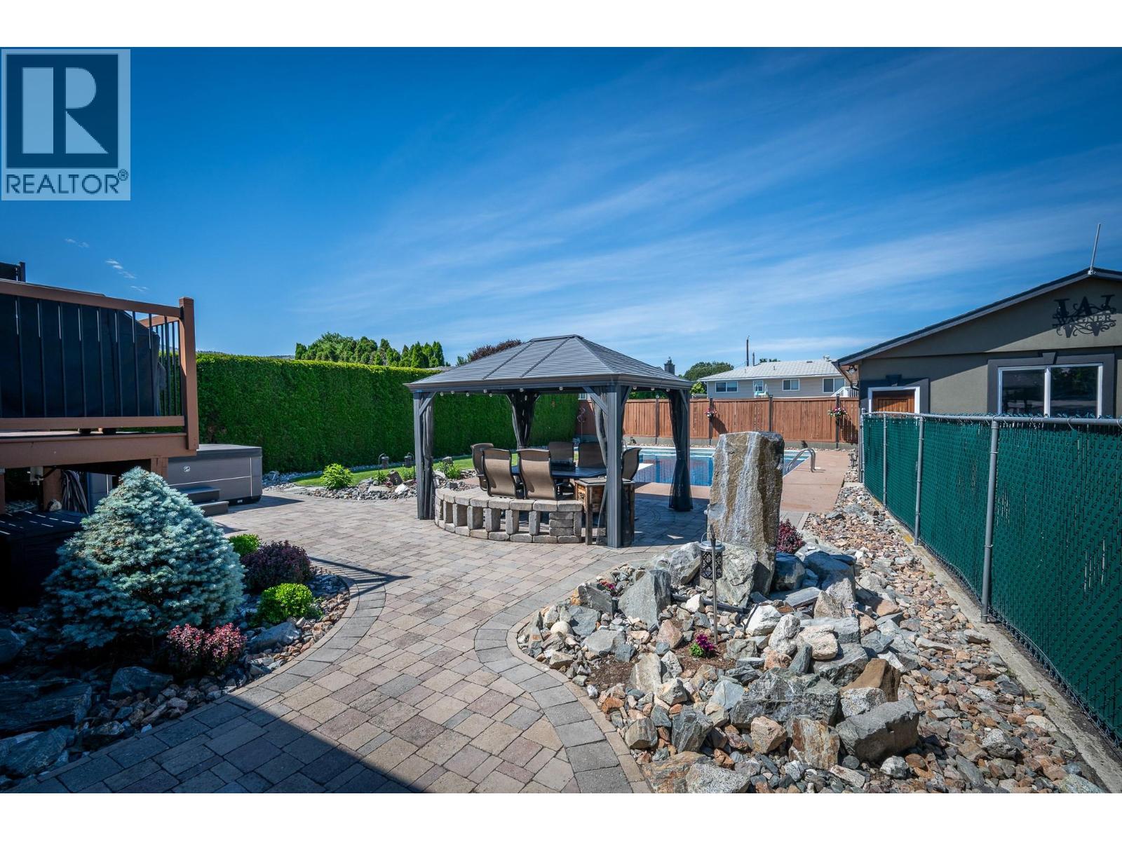 976 Holt Street, Kamloops, British Columbia  V2B 5G9 - Photo 27 - 10389819