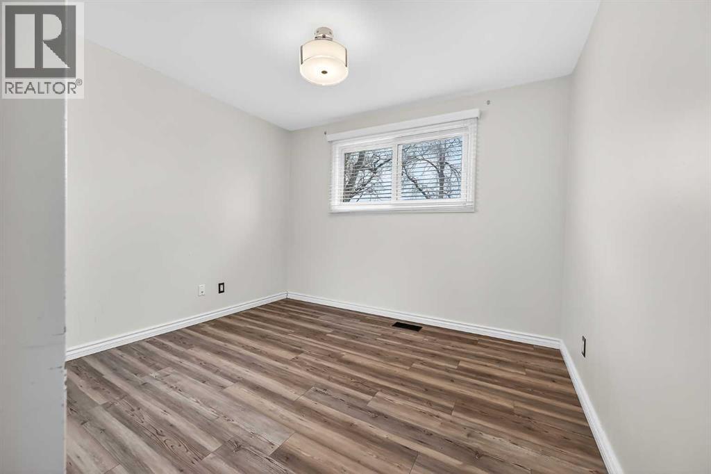 81 Westminster Drive Sw, Calgary, Alberta  T3C 2T2 - Photo 14 - A2326612