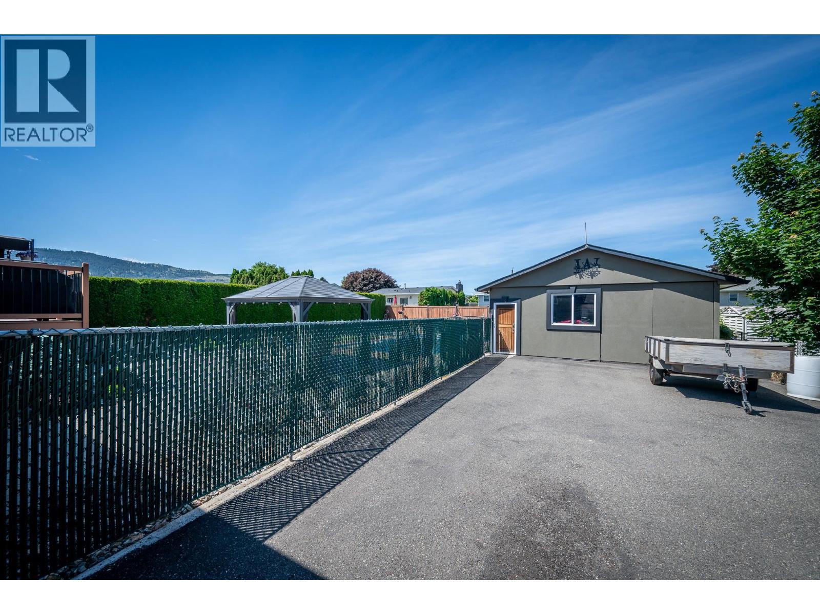 976 Holt Street, Kamloops, British Columbia  V2B 5G9 - Photo 32 - 10389819