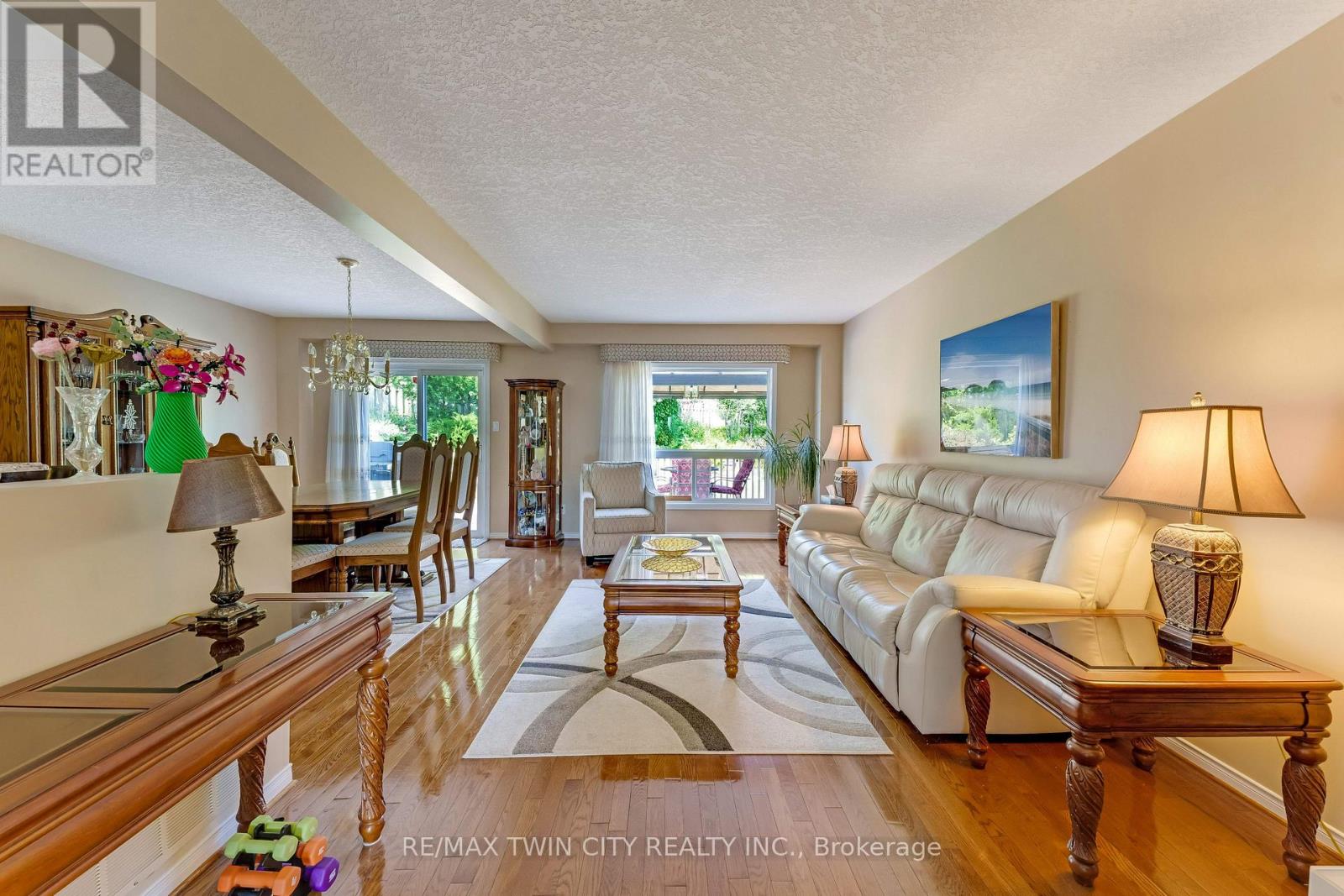 42 Briarmeadow Crescent, Kitchener, Ontario  N2A 4C5 - Photo 4 - X13668646