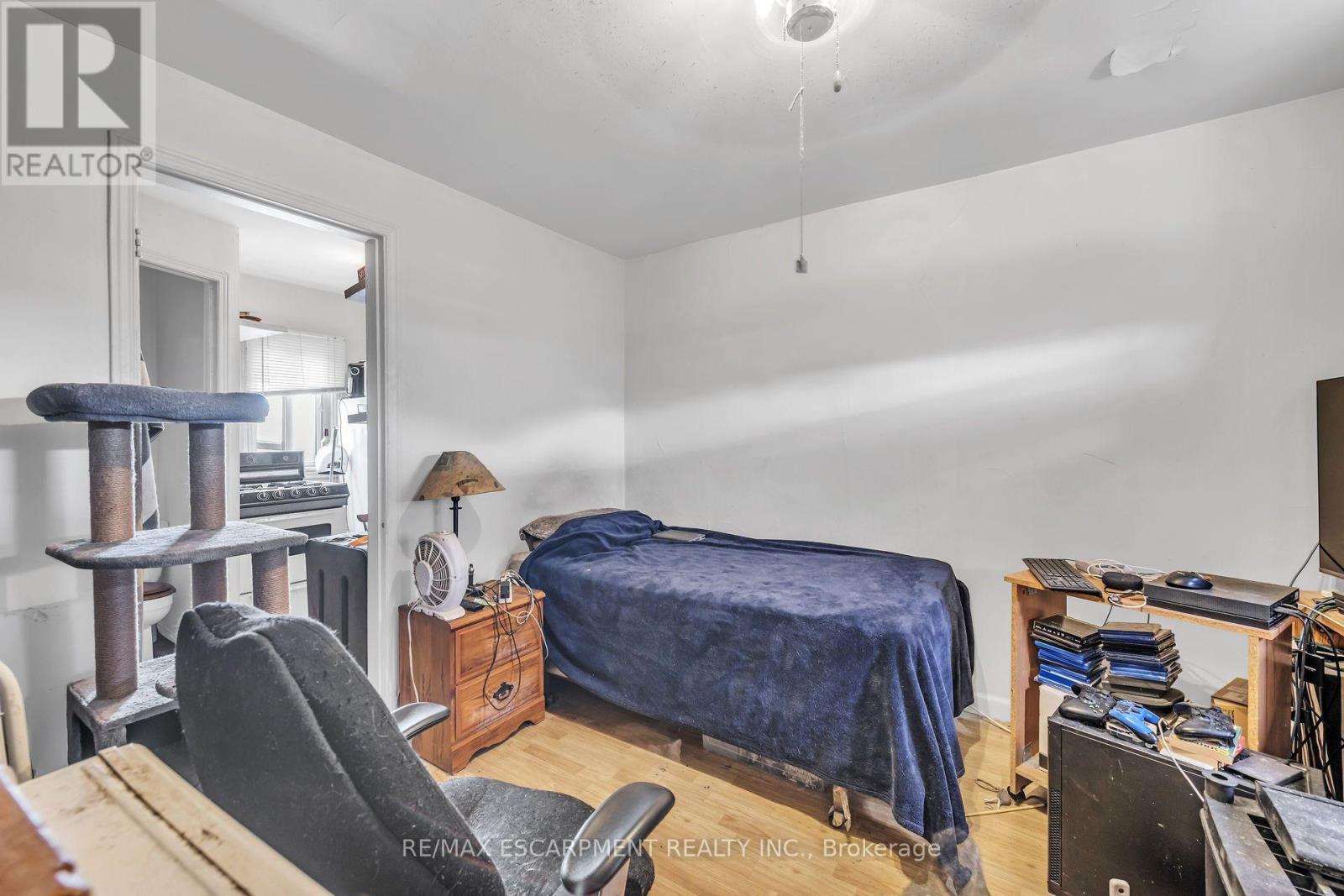 1367 Cannon Street E, Hamilton, Ontario  L8H 1W2 - Photo 19 - X13668816