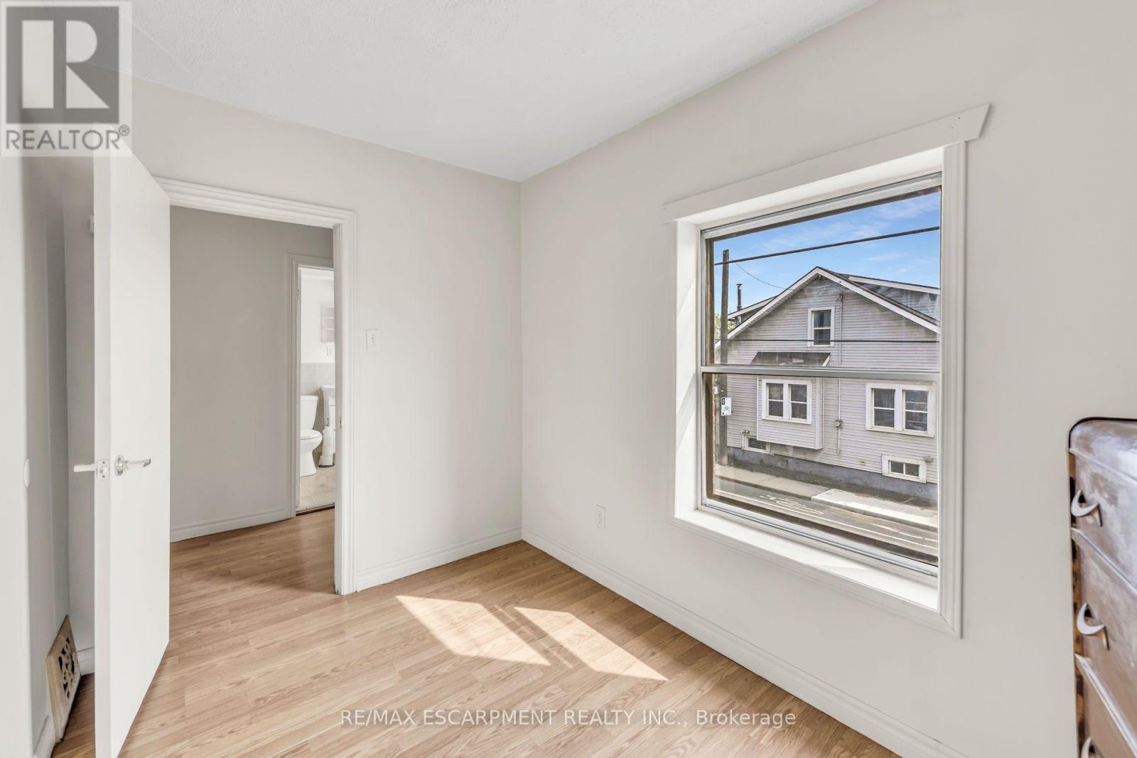 1367 Cannon Street E, Hamilton, Ontario  L8H 1W2 - Photo 27 - X13668816