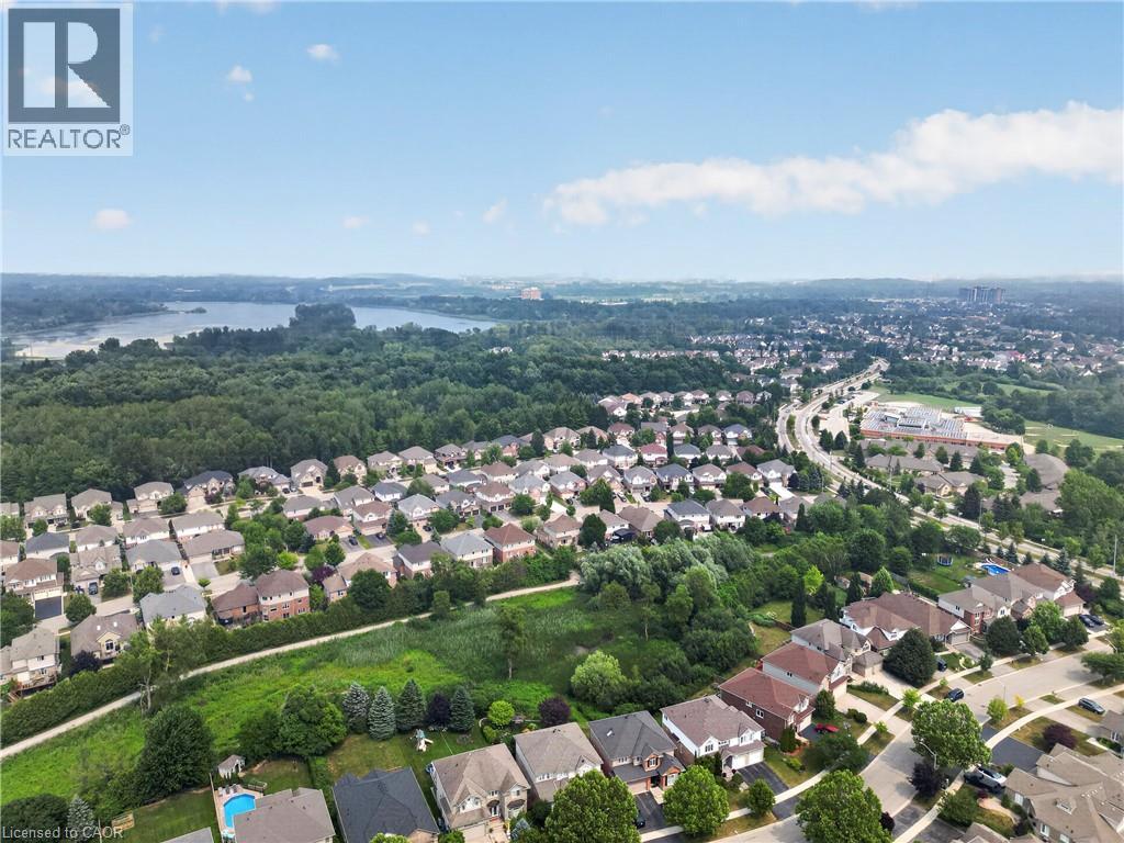 543 Werni Court, Waterloo, Ontario  N2V 2S7 - Photo 49 - 40847904