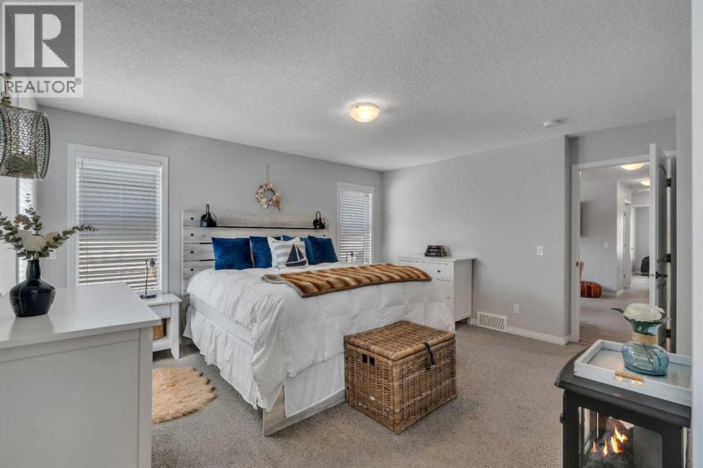 203 Bayview Circle SW, Airdrie, Alberta  T4B 5A7 - Photo 25 - A2319899
