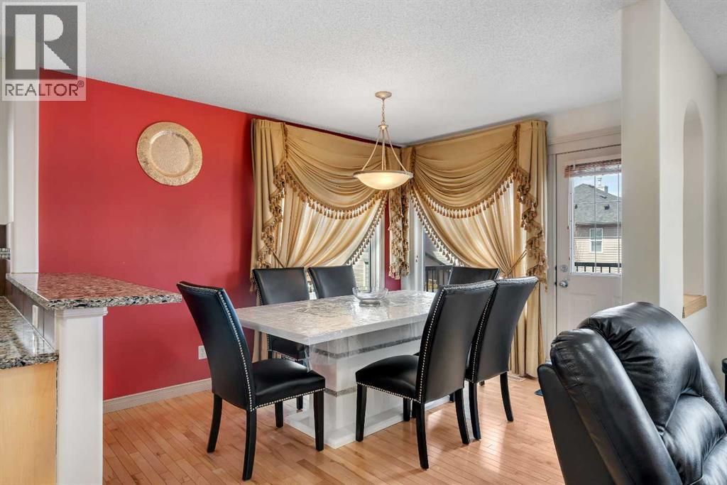 133 Everwoods Close SW, Calgary, Alberta  T2Y 5A6 - Photo 10 - A2326136