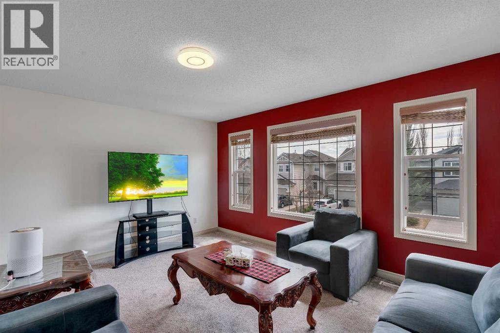 133 Everwoods Close SW, Calgary, Alberta  T2Y 5A6 - Photo 18 - A2326136