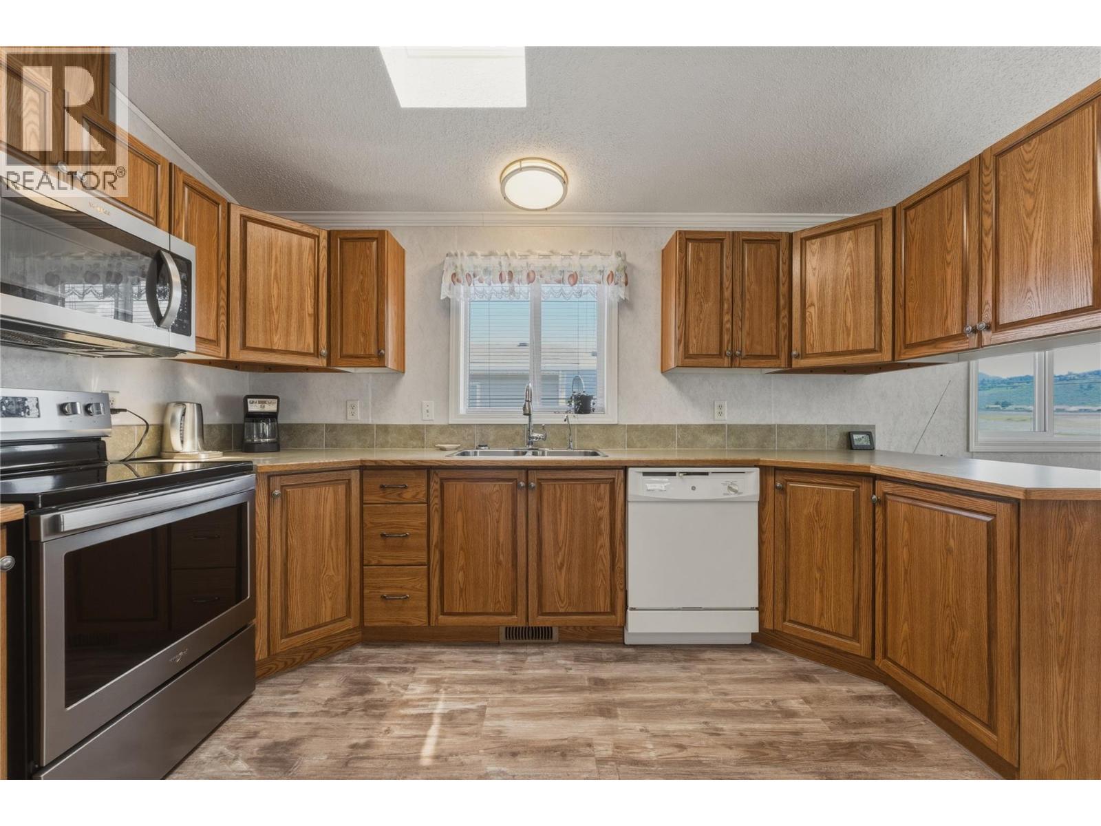 12560 Westside Road Unit# 13, Vernon, British Columbia  V1H 1S9 - Photo 7 - 10386176