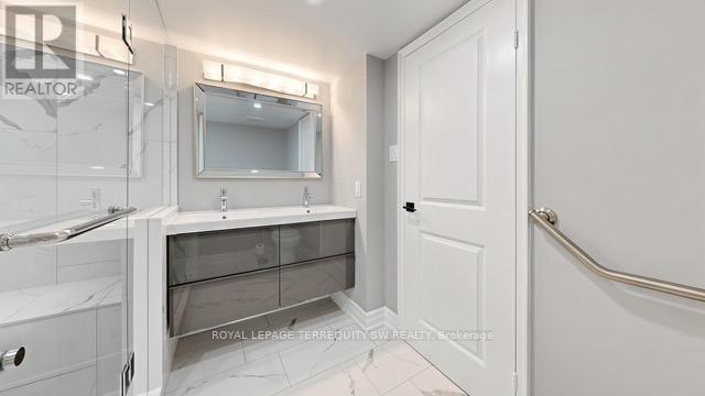 512 - 7440 Bathurst Street, Vaughan, Ontario  L4J 7K8 - Photo 15 - N13171858
