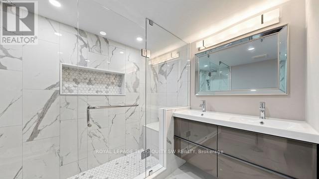 512 - 7440 Bathurst Street, Vaughan, Ontario  L4J 7K8 - Photo 16 - N13171858