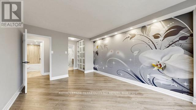512 - 7440 Bathurst Street, Vaughan, Ontario  L4J 7K8 - Photo 13 - N13171858