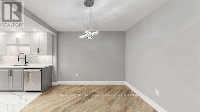 512 - 7440 Bathurst Street, Vaughan, Ontario  L4J 7K8 - Photo 7 - N13171858