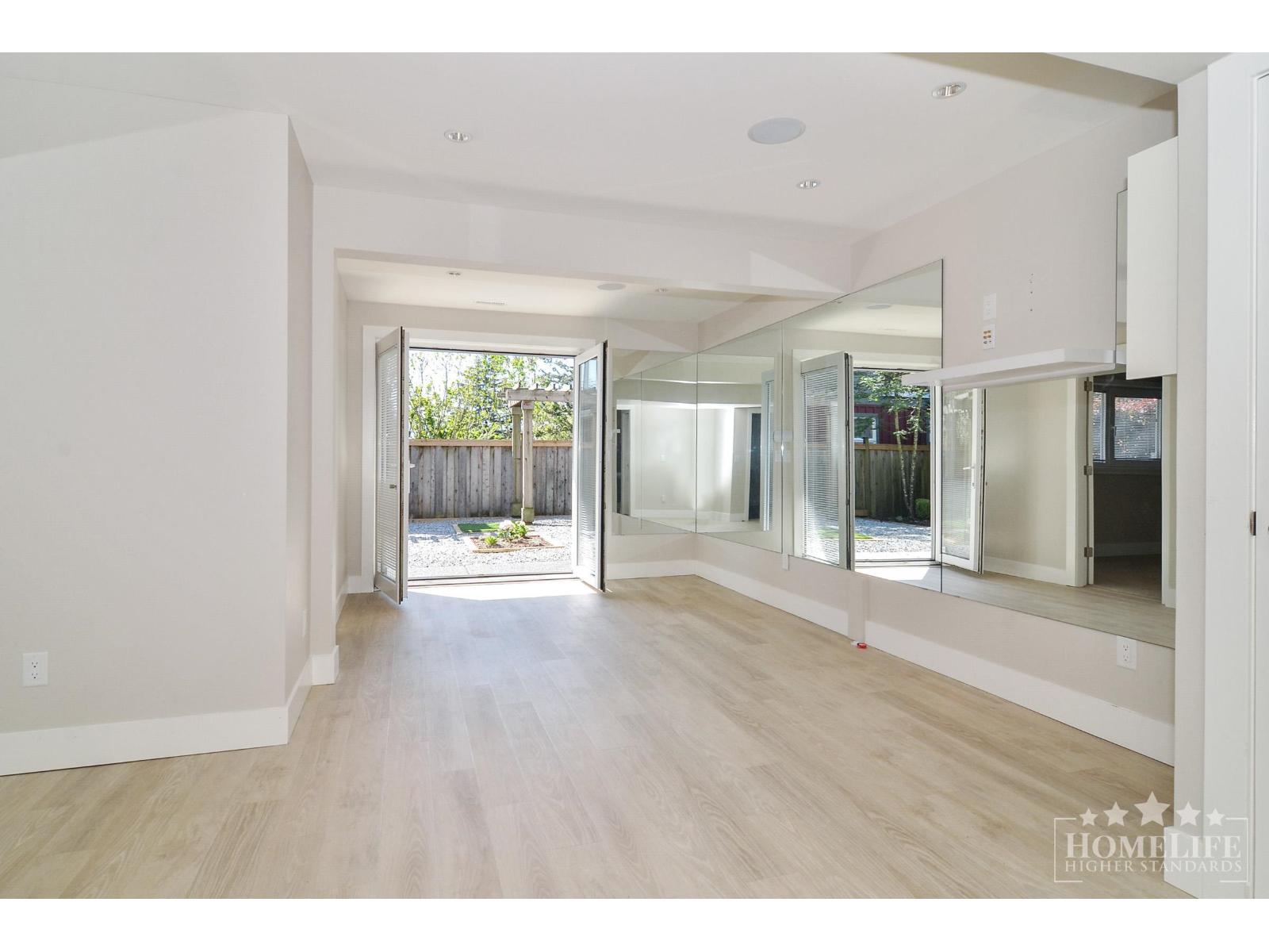 House 15728 Buena Vista Avenue, White Rock, British Columbia  V4B 1Z7 - Photo 19 - R3155321
