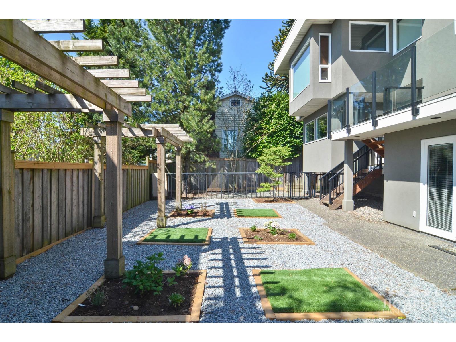 House 15728 Buena Vista Avenue, White Rock, British Columbia  V4B 1Z7 - Photo 27 - R3155321