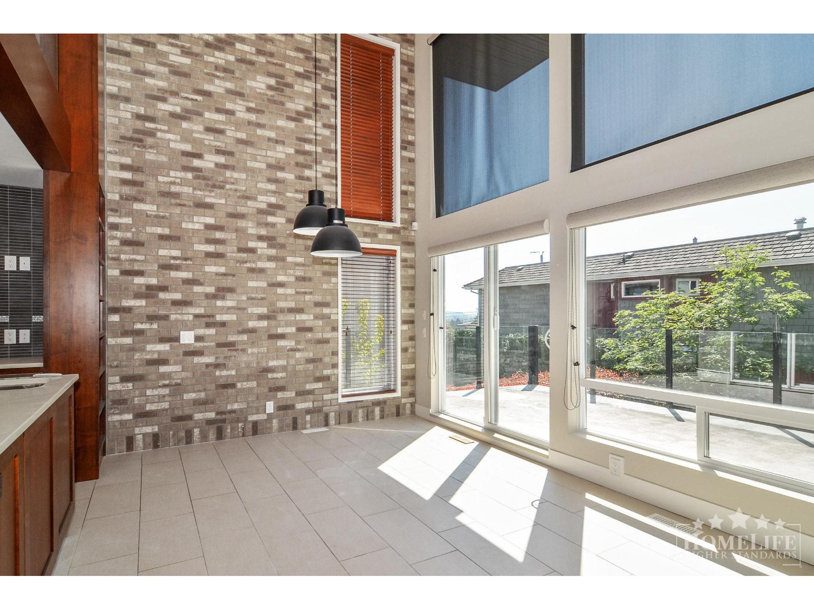 House 15728 Buena Vista Avenue, White Rock, British Columbia  V4B 1Z7 - Photo 6 - R3155321