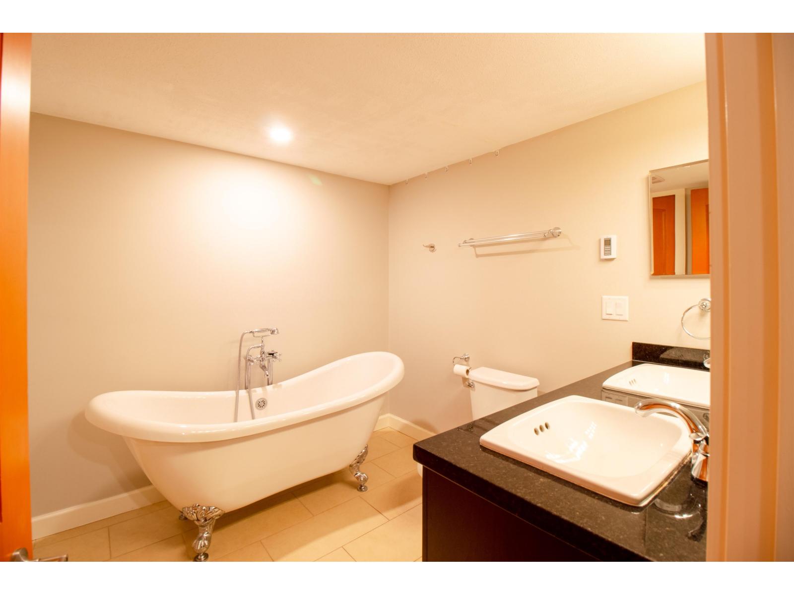 407 8328 207a Street, Langley, British Columbia  V2Y 0K5 - Photo 19 - R3155323