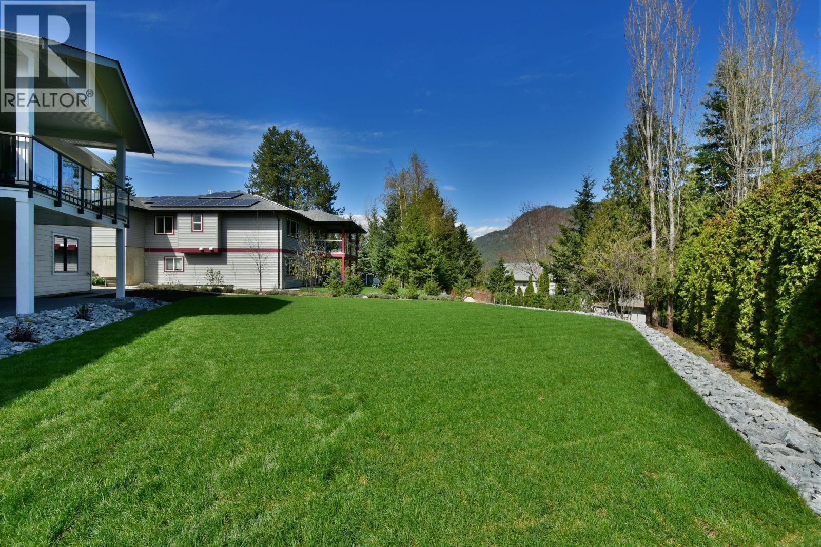 2799 Mountview Drive, Blind Bay, British Columbia  V0E 1H1 - Photo 53 - 10384414