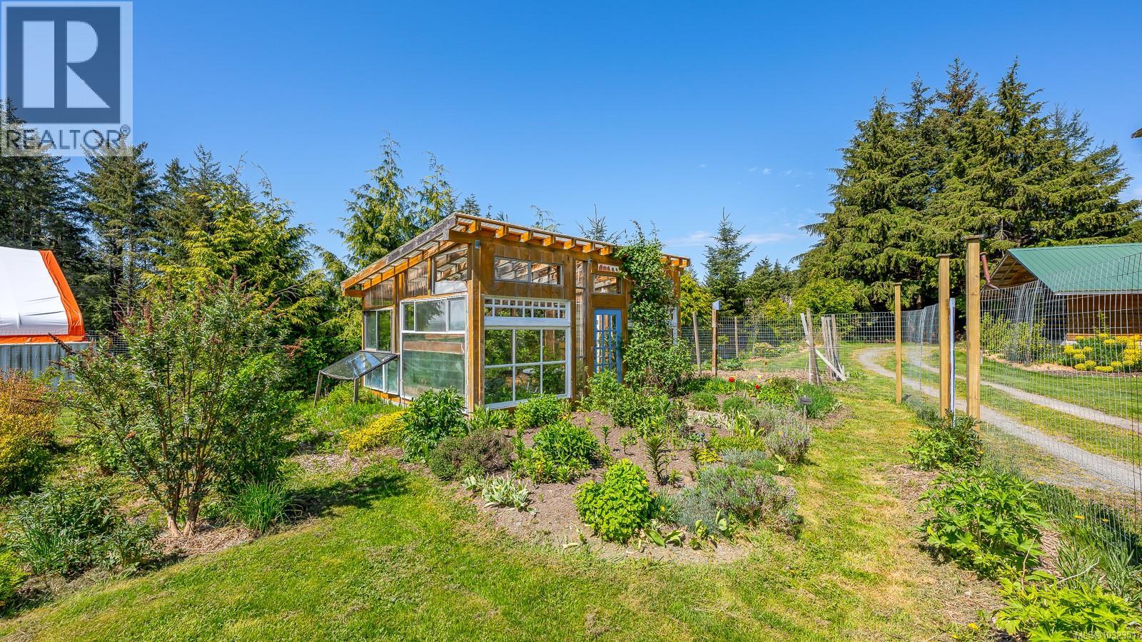 885 Lanqvist Rd, Hyde Creek, British Columbia  V0N 2R0 - Photo 76 - 1032351