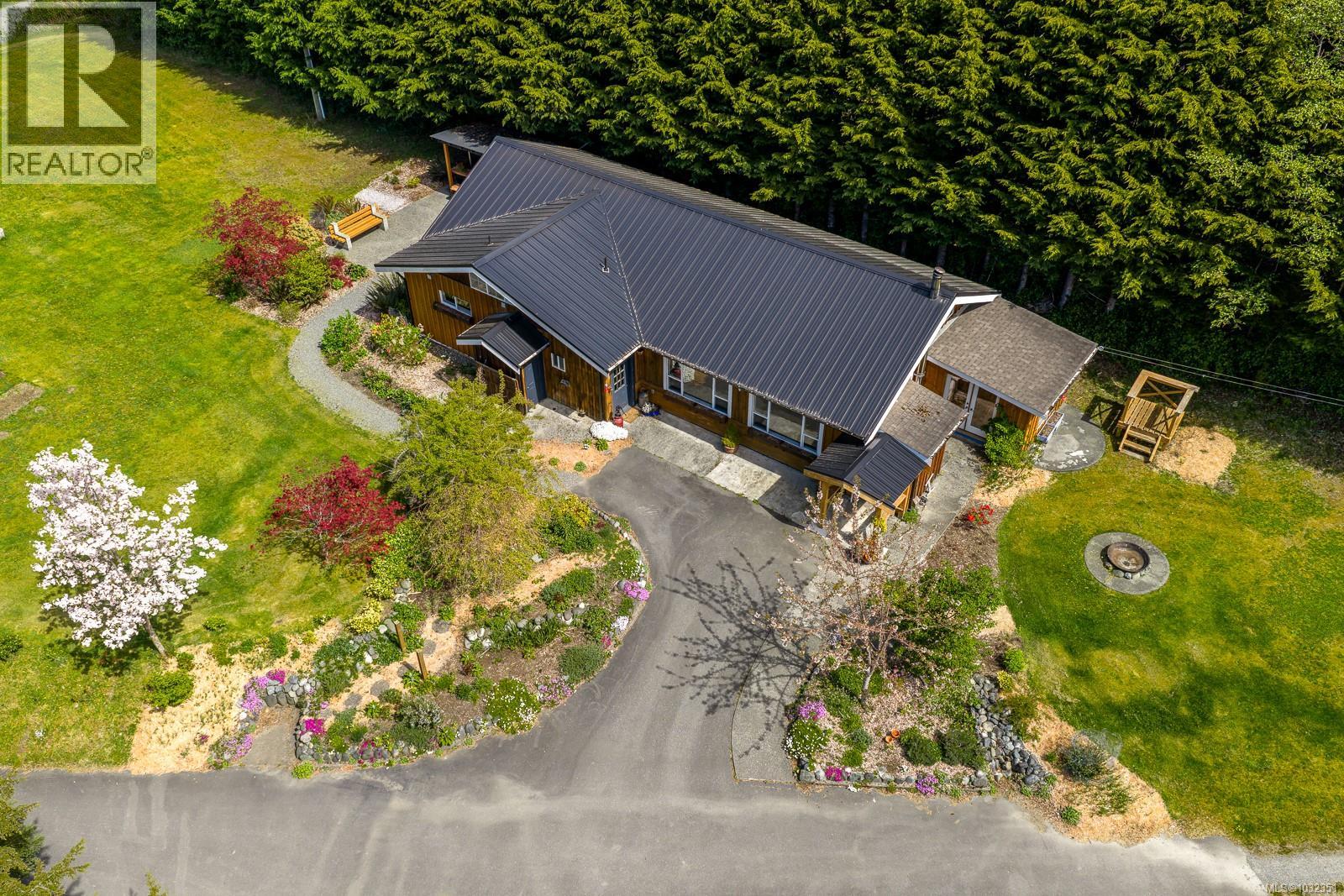 885 Lanqvist Rd, Hyde Creek, British Columbia  V0N 2R0 - Photo 68 - 1032351