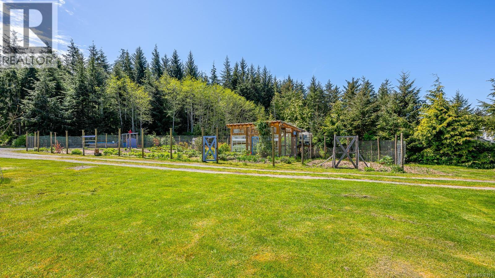 885 Lanqvist Rd, Hyde Creek, British Columbia  V0N 2R0 - Photo 69 - 1032351
