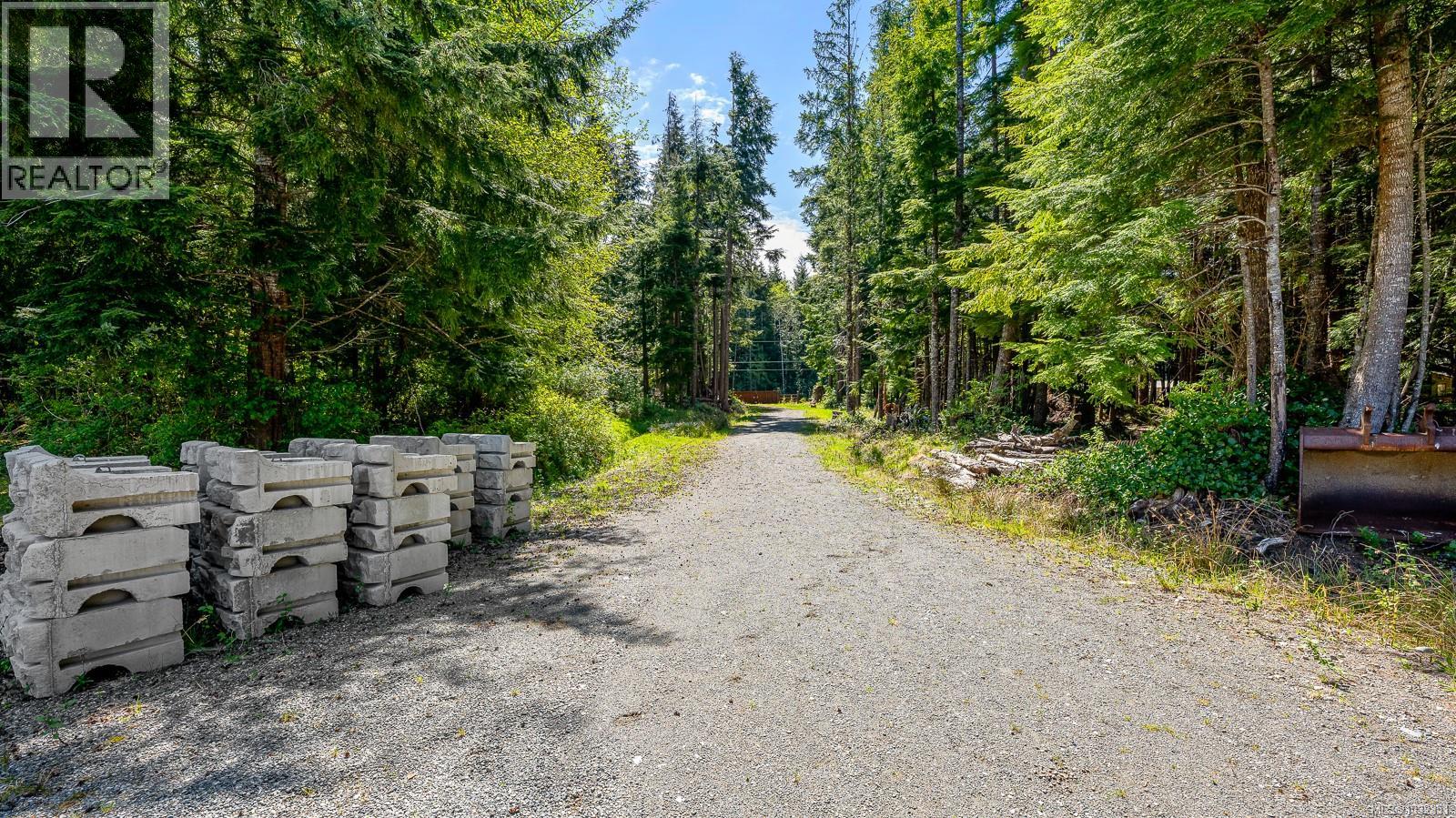 885 Lanqvist Rd, Hyde Creek, British Columbia  V0N 2R0 - Photo 81 - 1032351