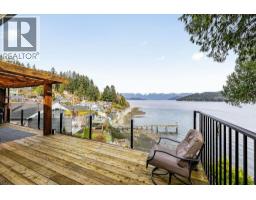 790 MARINE DRIVE, Gibsons, British Columbia