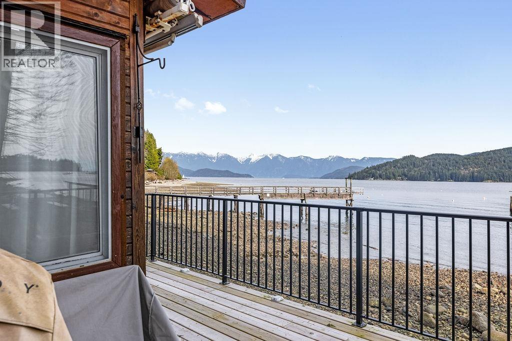 790 Marine Drive, Gibsons, British Columbia  V0N 1V1 - Photo 4 - R3146477