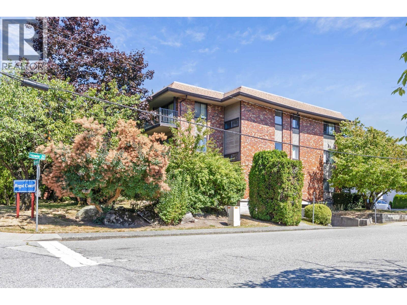 301 535 Blue Mountain Street, Coquitlam, British Columbia  V3J 4R2 - Photo 1 - R3155142