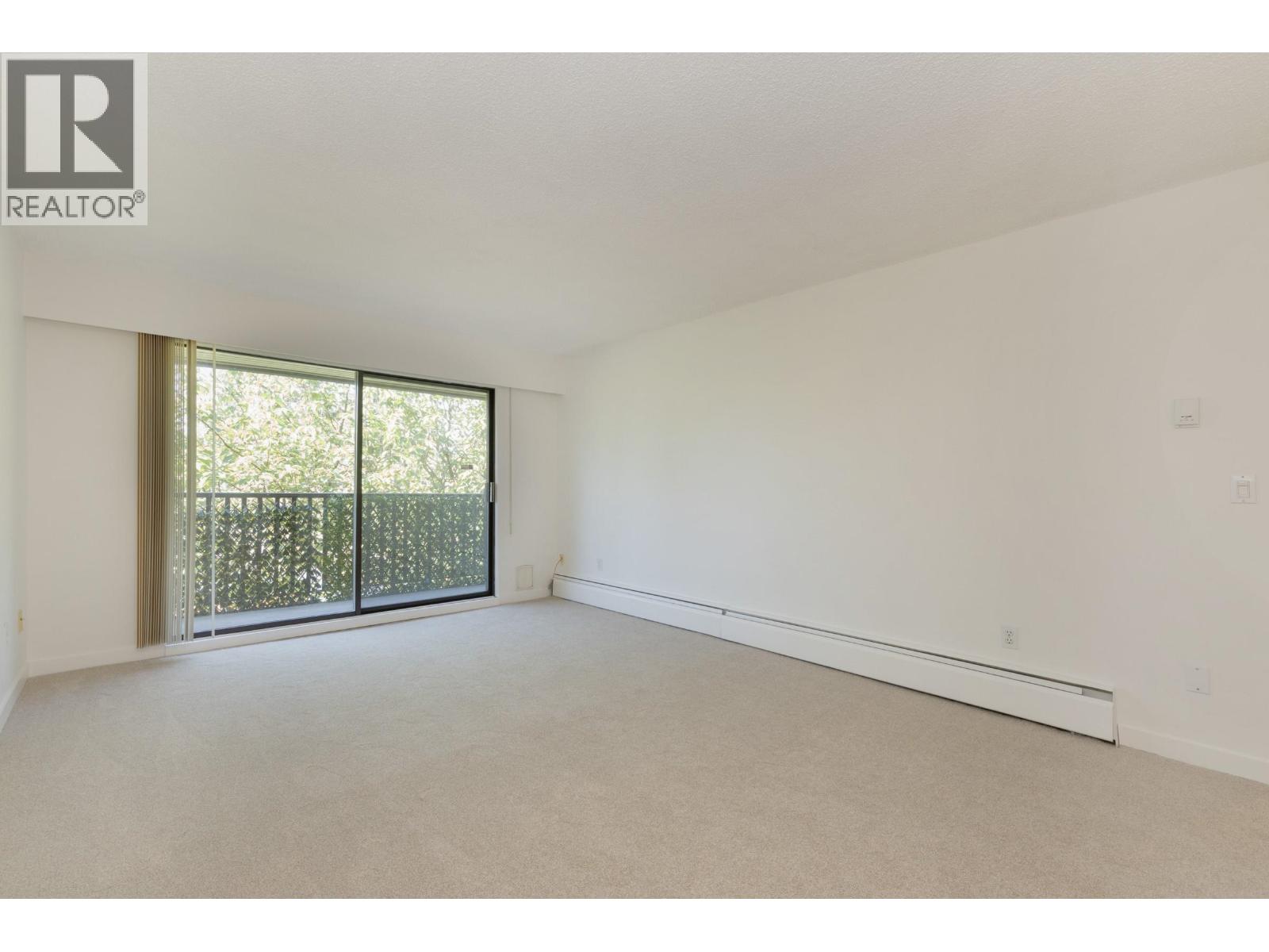301 535 Blue Mountain Street, Coquitlam, British Columbia  V3J 4R2 - Photo 4 - R3155142