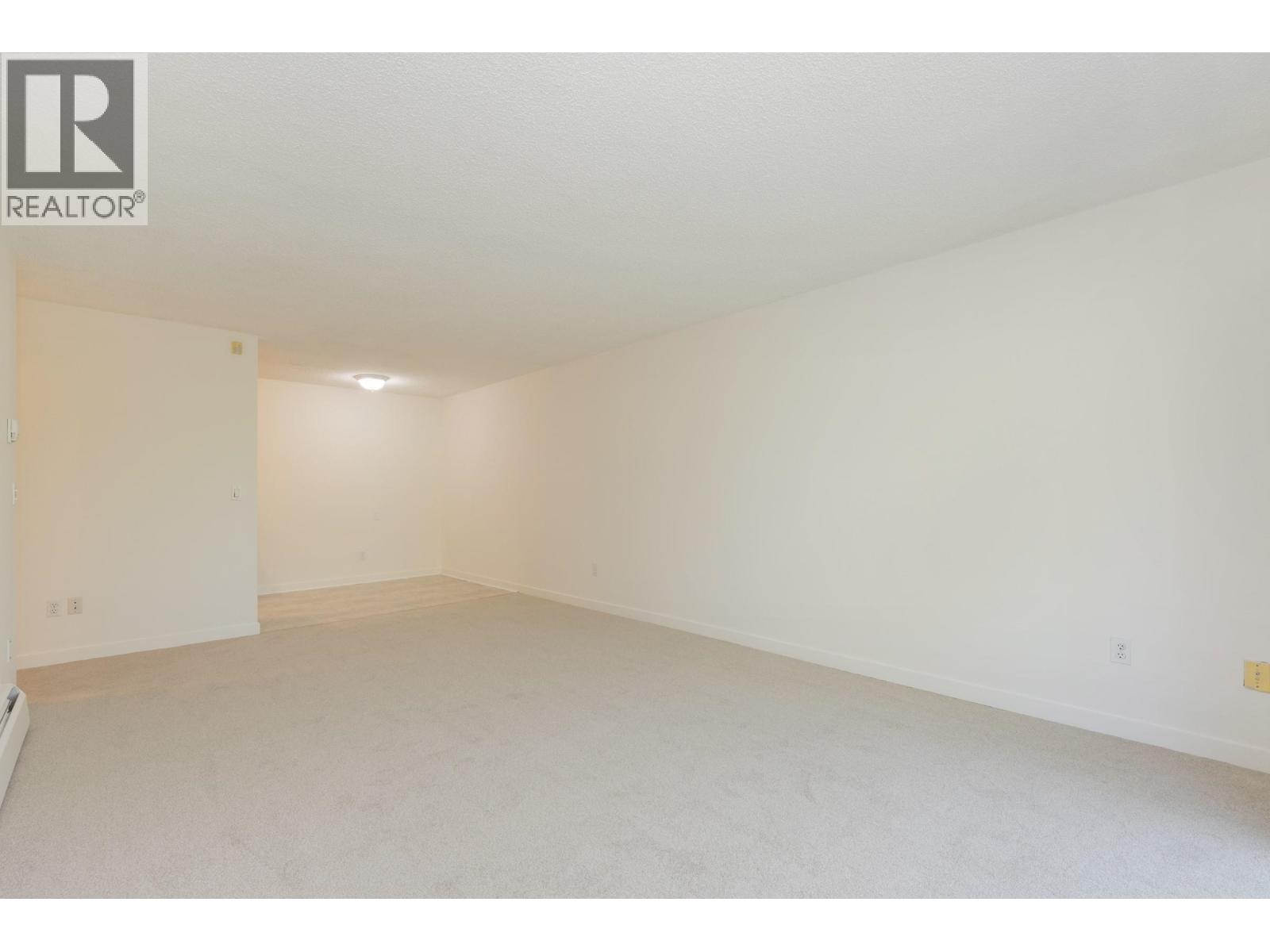 301 535 Blue Mountain Street, Coquitlam, British Columbia  V3J 4R2 - Photo 5 - R3155142