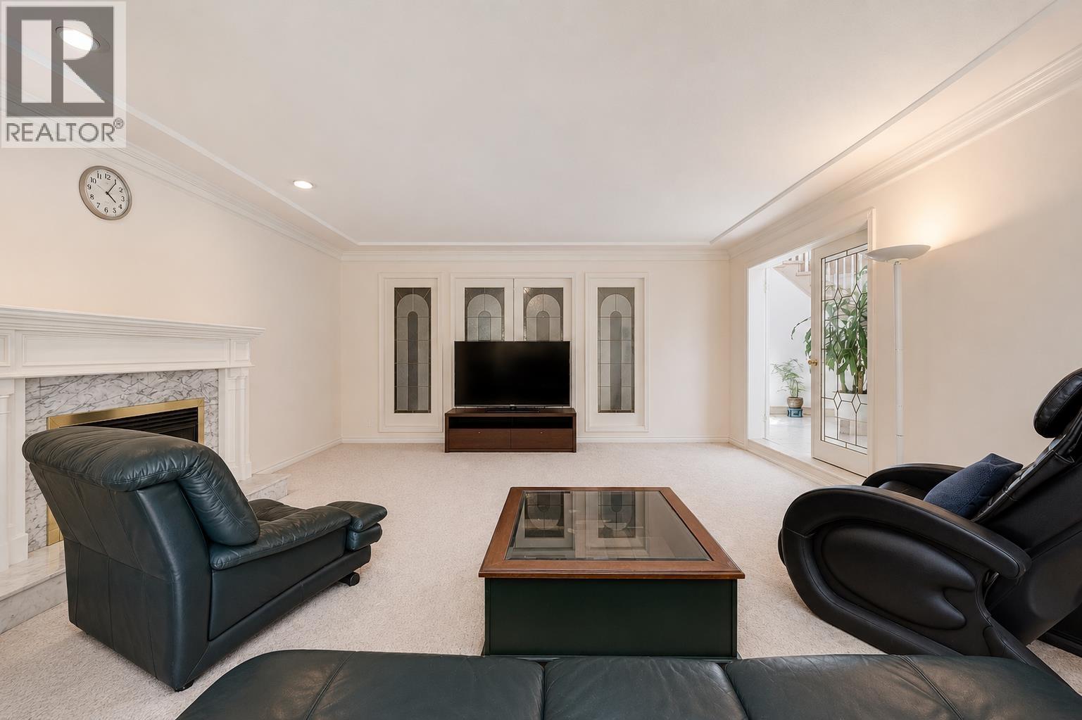 7038 Bridge Street, Richmond, British Columbia  V6Y 2S7 - Photo 5 - R3155237