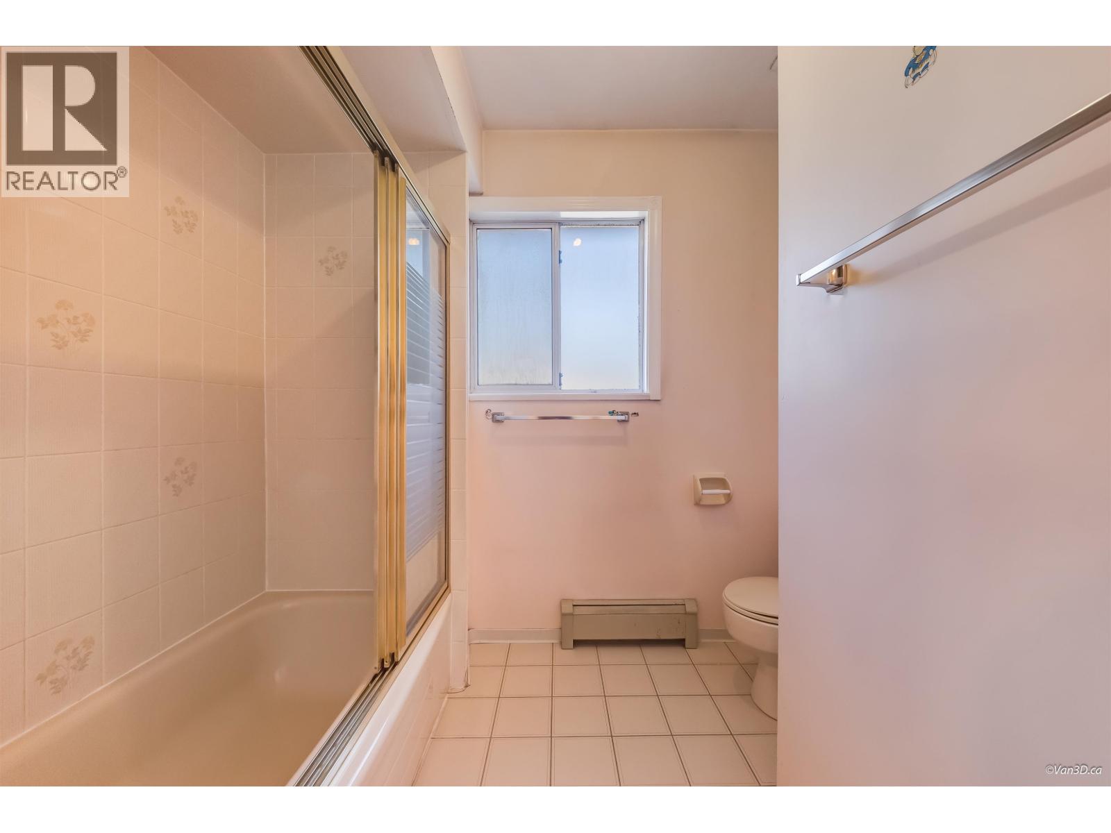 7038 Bridge Street, Richmond, British Columbia  V6Y 2S7 - Photo 30 - R3155237