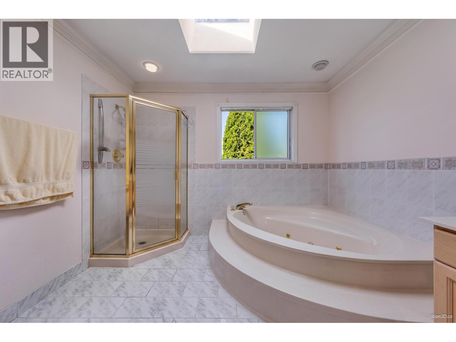 7038 Bridge Street, Richmond, British Columbia  V6Y 2S7 - Photo 22 - R3155237
