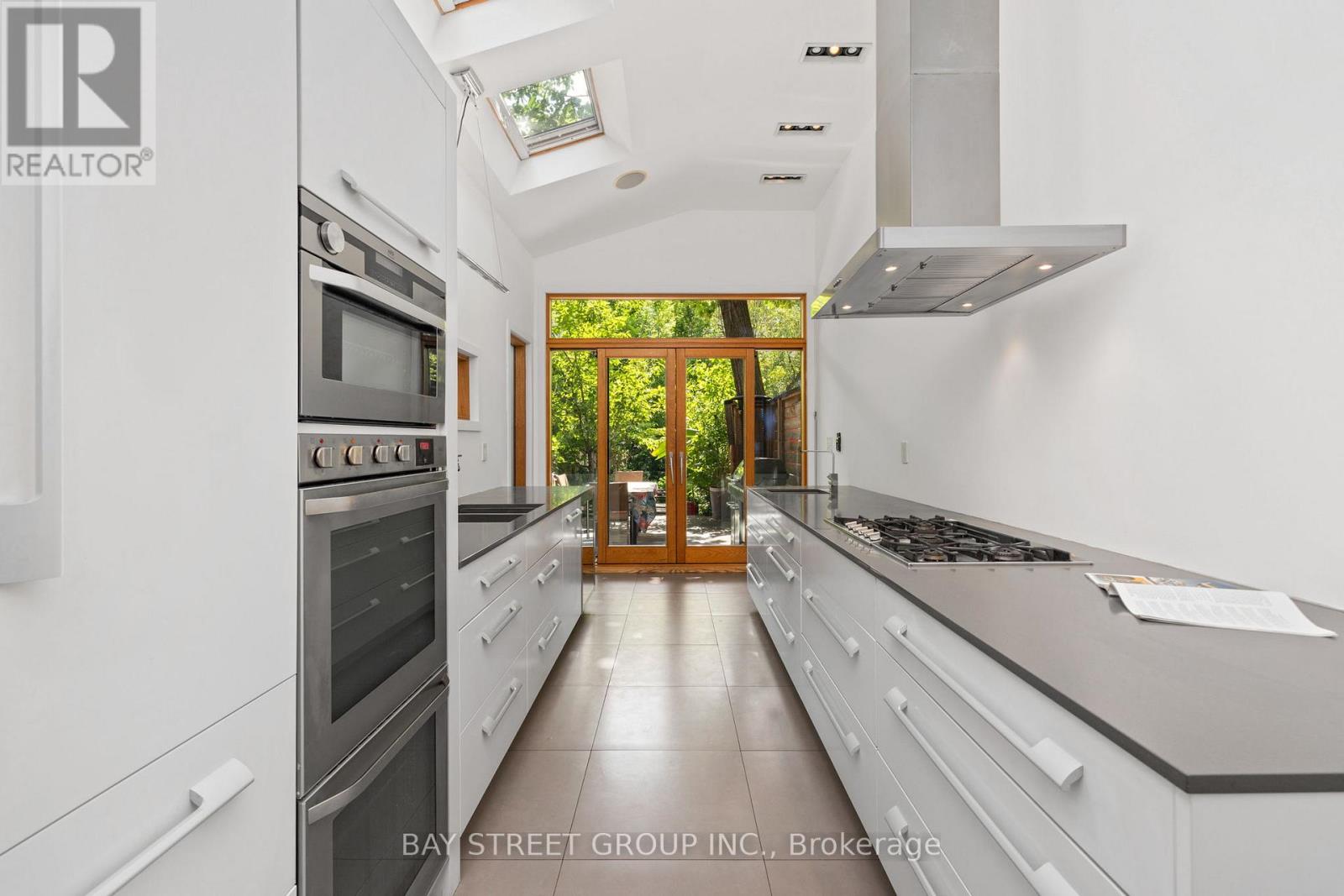 236 Seaton Street, Toronto, Ontario  M5A 2T4 - Photo 15 - C13668884